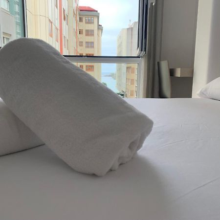 Oxford Suites Ciudad De LА-Корунья Екстер'єр фото